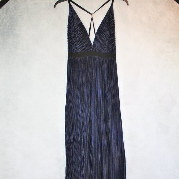 STYLESTALKER Plunging Neckline Crepe Maxi Dress - Picture 1 of 15